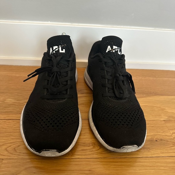 APL Athletic Propulsion Labs Techloom Pro Black/ White Woman’s Size 10.5 - Picture 3 of 7